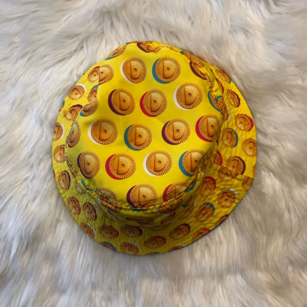 DUNKAROOS *RARE* Reversible Bucket Hat - Picture 9 of 11